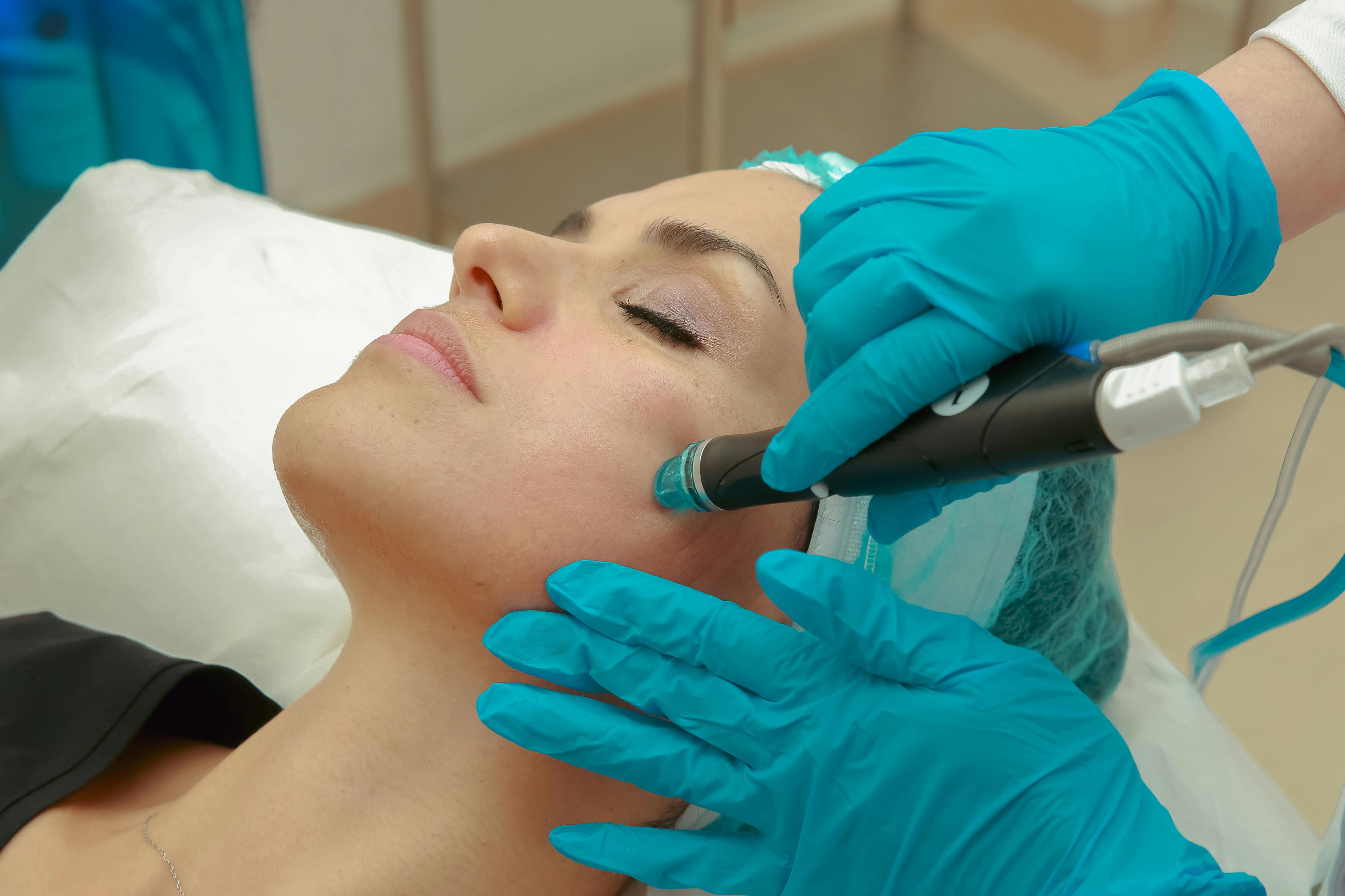 Sreen Medicals Hydrafacial Treatment: Meaning, Procedure, and Benefits